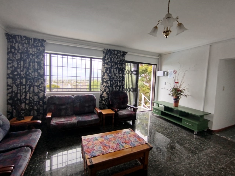 To Let 3 Bedroom Property for Rent in Country Club Western Cape